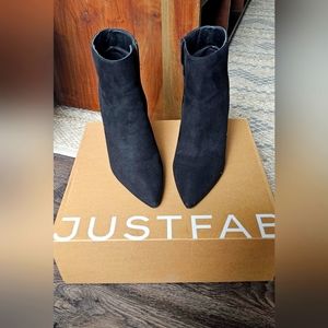 JustFab Ankle Booties (Black, Size 8) - LIKE NEW / ONLY WORN ONCE
